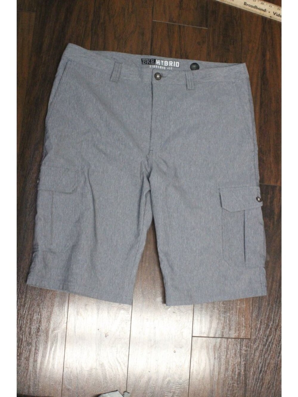 BKE Hybrid Standard Fit Gray Cargo Shorts 36W 24L Polyester Mens Casual Lightwei